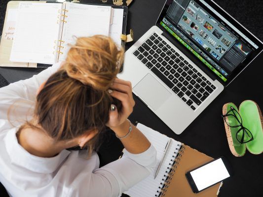Mujer trabajando